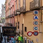 Neapolis Lifestyle Neapel