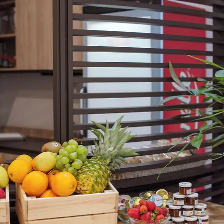 Neapolis Lifestyle Bed and Breakfast 4*