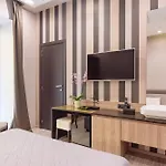 B&B Neapolis Lifestyle 4*