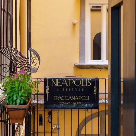Bed & Breakfast Neapolis Lifestyle Naples
