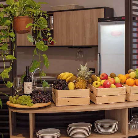 Neapolis Lifestyle Couette-café Naples
